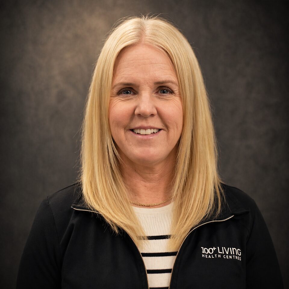 Team member Jan posing for a profile photo