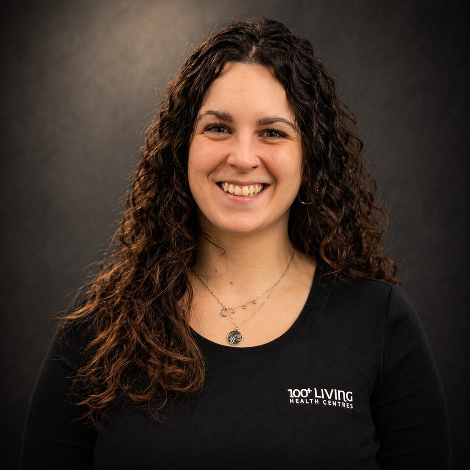 Team member Mikayla posing for a profile photo